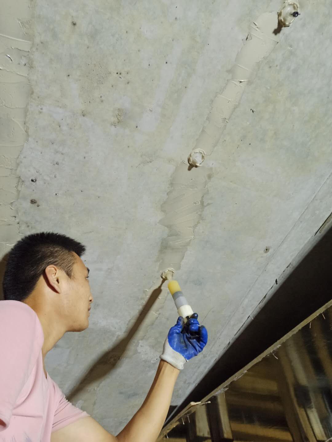 南京房屋墙体裂缝施工方法